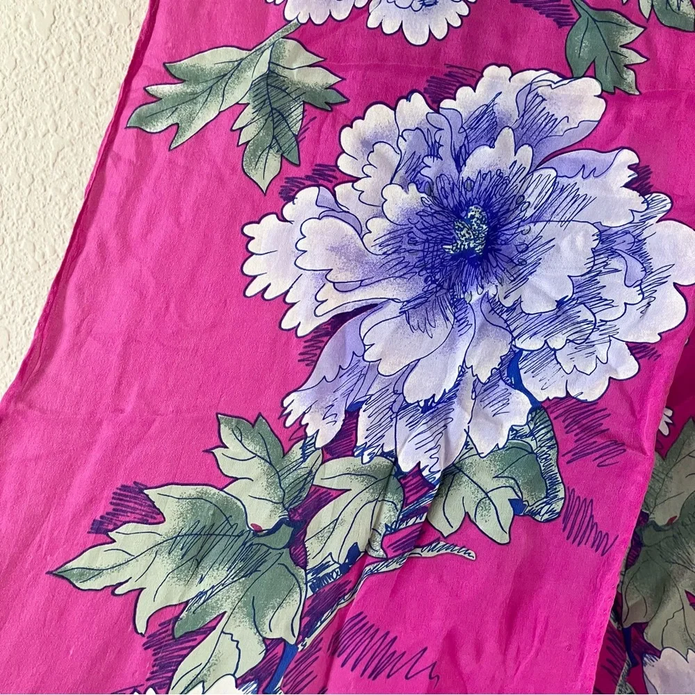 VERA NEUMANN Vintage Silk Scarf Floral Hand Rolled Rectangle Old Money Heritage